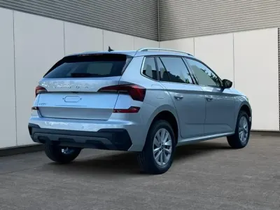 Neu Skoda Kamiq Selection 116 PS (85 kW) 2025 Moonweiß perleffekt/weiß SUV