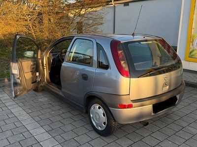 Second-hand Opel Corsa Njoy 75 CP (55 kW) 2003 Argintiu Hatchback