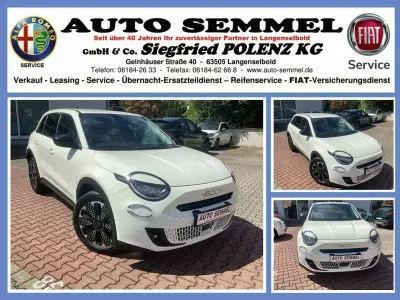 Gebraucht Fiat 600 La Prima 145 PS (106 kW) 2025 Passion rot SUV