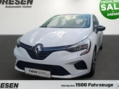 Gebraucht Renault Clio V Equilibre 67 PS (49 kW) 2023 Weiß Limousine