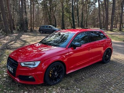 Rot Gebraucht 2014 Audi A3 Sportback S-Line Kleinwagen | 9.000 € (Fairer Preis)