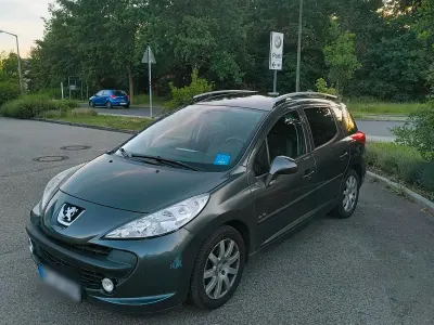 Gebraucht Peugeot 207 95 PS (69 kW) 2009 Grau Kombi