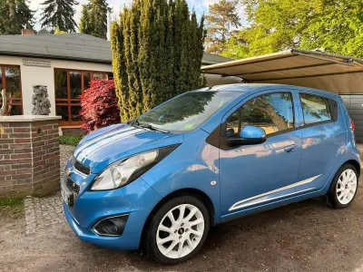 Używany Chevrolet Spark LT 68 KM (50 kW) 2013 Niebieski Hatchback