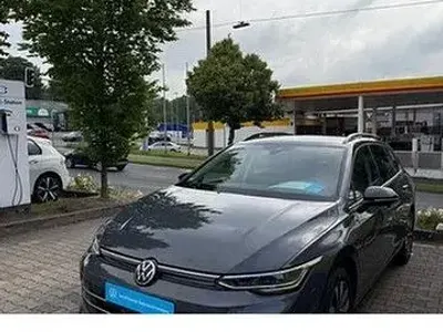 Gebraucht VW Golf VIII Goal 116 PS (85 kW) 2025 Delfingrau metallic Kombi