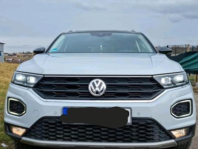 Gebraucht VW T-Roc Style 150 PS (110 kW) 2018 Weiß SUV