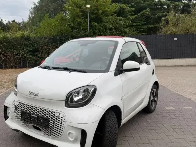 Gebraucht Smart ForTwo Coupé 60 kW (82 PS) 2020 Weiß Cabrio