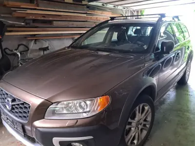 Gebraucht Volvo XC70 Pro 215 PS (158 kW) 2013 Braun Kombi