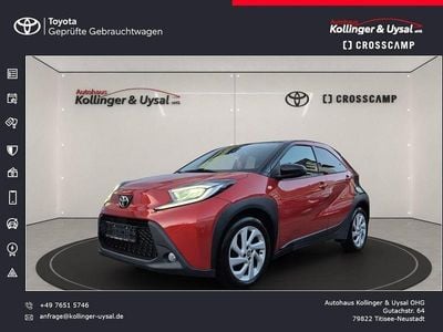 Chili red perleffekt/ night sky black Gebraucht 2022 Toyota Aygo X Comfort SUV | 14.490 € (Teuer)