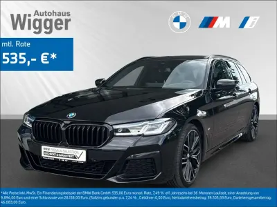 Gebraucht BMW 540 M Sport 340 PS (250 kW) 2023 Black sapphire metallic Kombi