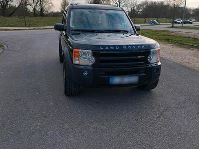 Second-hand Land Rover Discovery 3 190 CP (139 kW) 2007 Negru SUV