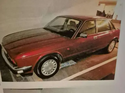 Gebraucht Jaguar XJ40 199 PS (146 kW) 1993 Rot Limousine
