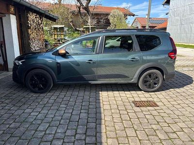 Gebraucht Dacia Jogger Extreme 94 PS (69 kW) 2024 Grün Van / Kleinbus