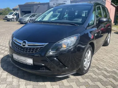 Gebraucht Opel Zafira Tourer Edition 120 PS (88 kW) 2012 Schwarz Van / Kleinbus