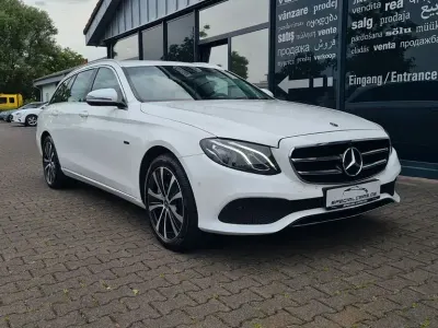 Gebraucht Mercedes E300 Avantgarde 306 PS (225 kW) 2019 Weiß Limousine