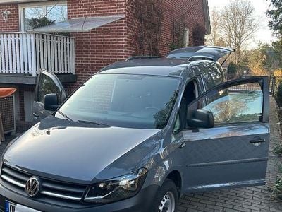 Gebraucht VW Caddy Beach 75 PS (55 kW) 2017 Grau Van / Kleinbus