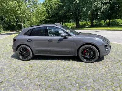 Gebraucht Porsche Macan Turbo 400 PS (294 kW) 2016 Grau SUV