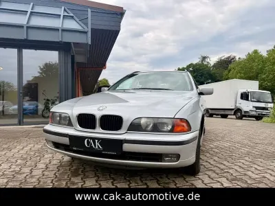 Gebraucht BMW 523 170 PS (125 kW) 2000 Silber Kombi