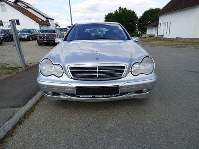 Mercedes C200