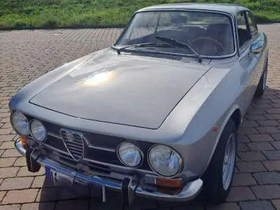 Gebraucht Alfa Romeo 1750 116 PS (85 kW) 1971 Silber Limousine