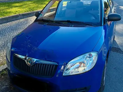 Second-hand Skoda Fabia 60 CP (44 kW) 2009 Albastru Break