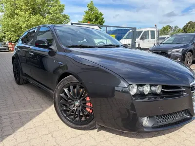 Gebraucht Alfa Romeo 159 170 PS (125 kW) 2011 Schwarz Kombi