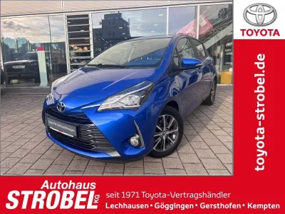 Gebraucht Toyota Yaris Club 111 PS (81 kW) 2019 Blau Limousine