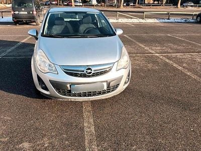 Gebraucht Opel Corsa 90 PS (66 kW) 2011 Silber Kleinwagen