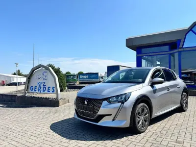 Gebraucht Peugeot e-208 Allure 100 kW (136 PS) 2021 Grau Kleinwagen
