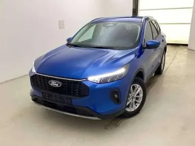 Neu Ford Kuga Titanium 150 PS (110 kW) 2025 Blau SUV