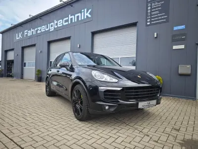 Gebraucht Porsche Cayenne S E-Hybrid Platinum Edition 333 PS (244 kW) 2017 Schwarz SUV