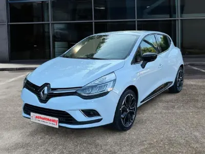 Gebraucht Renault Clio IV Bose Edition 118 PS (86 kW) 2017 Limousine