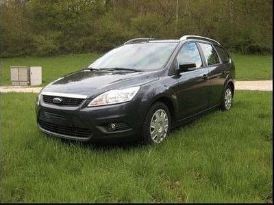Usata Ford Focus 109 CV (80 kW) 2010 Argento Berlina