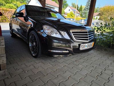 Mercedes E300