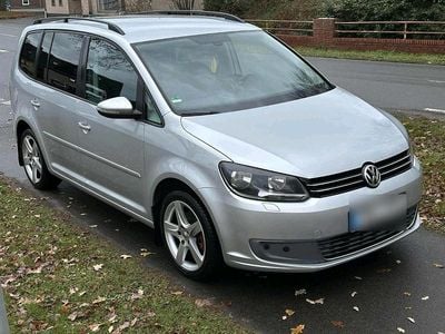 Gebraucht VW Touran 140 PS (102 kW) 2011 Silber Van / Kleinbus