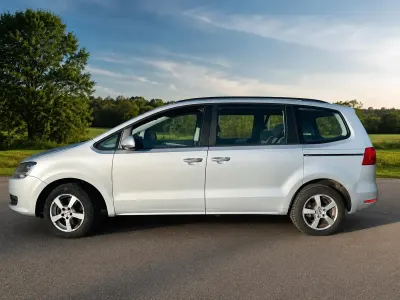 Gebraucht VW Sharan 150 PS (110 kW) 2010 Silber Van / Kleinbus