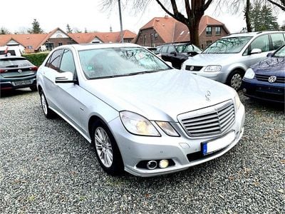 Gebraucht Mercedes E220 170 PS (125 kW) 2010 Silber Limousine