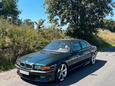 BMW 730