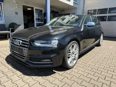 Gebraucht Audi S4 Sport 333 PS (244 kW) 2012 Schwarz Kombi