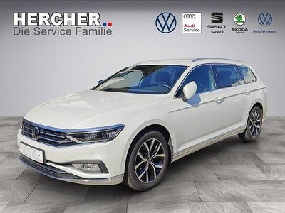 Weiß Gebraucht 2021 VW Passat Elegance Kombi | 27.990 € (Fairer Preis)