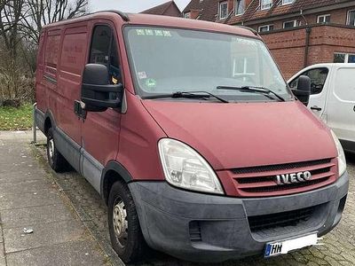 Gebraucht Iveco Daily 116 PS (85 kW) 2009 Rot Van