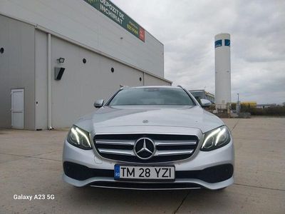 Mercedes E200