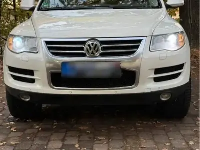 Gebraucht VW Touareg 240 PS (176 kW) 2009 Weiß SUV