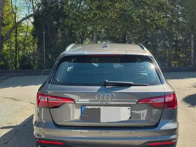 Używany Audi A4 Advanced 190 KM (139 kW) 2020 Szary Kombi