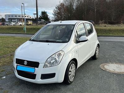 Weiß Gebraucht 2009 Suzuki Splash Kleinwagen | 2.500 € (Guter Preis)