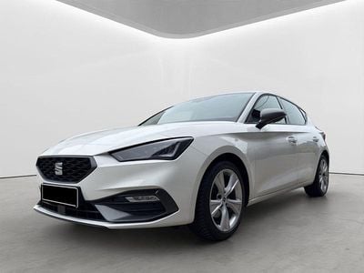 Second-hand Seat Leon FR 131 CP (96 kW) 2023 Alb Berlinǎ