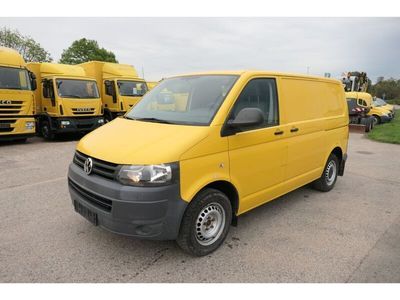Gebraucht VW T5 84 PS (61 kW) 2013 Ginstergelb r1032 Van