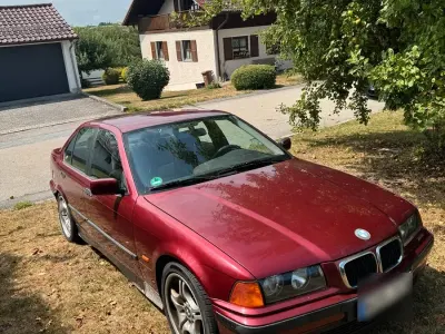 Gebraucht BMW 316 102 PS (75 kW) 1999 Rot Limousine