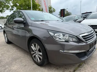 Occasion Peugeot 308 Active 125 PK (91 kW) 2014 Grijs Sedan