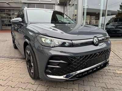 Usata VW Tiguan R-line 150 CV (110 kW) 2025 Grigio SUV