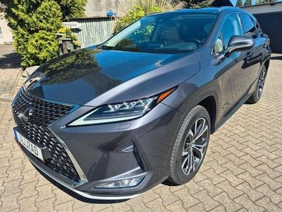 Gebraucht Lexus RX300 238 PS (175 kW) 2023 Grau SUV
